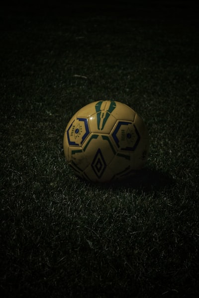 ليفربولوريالمدريدبثمباشرمواجهةأسطوريةفيعالمكرةالقدم