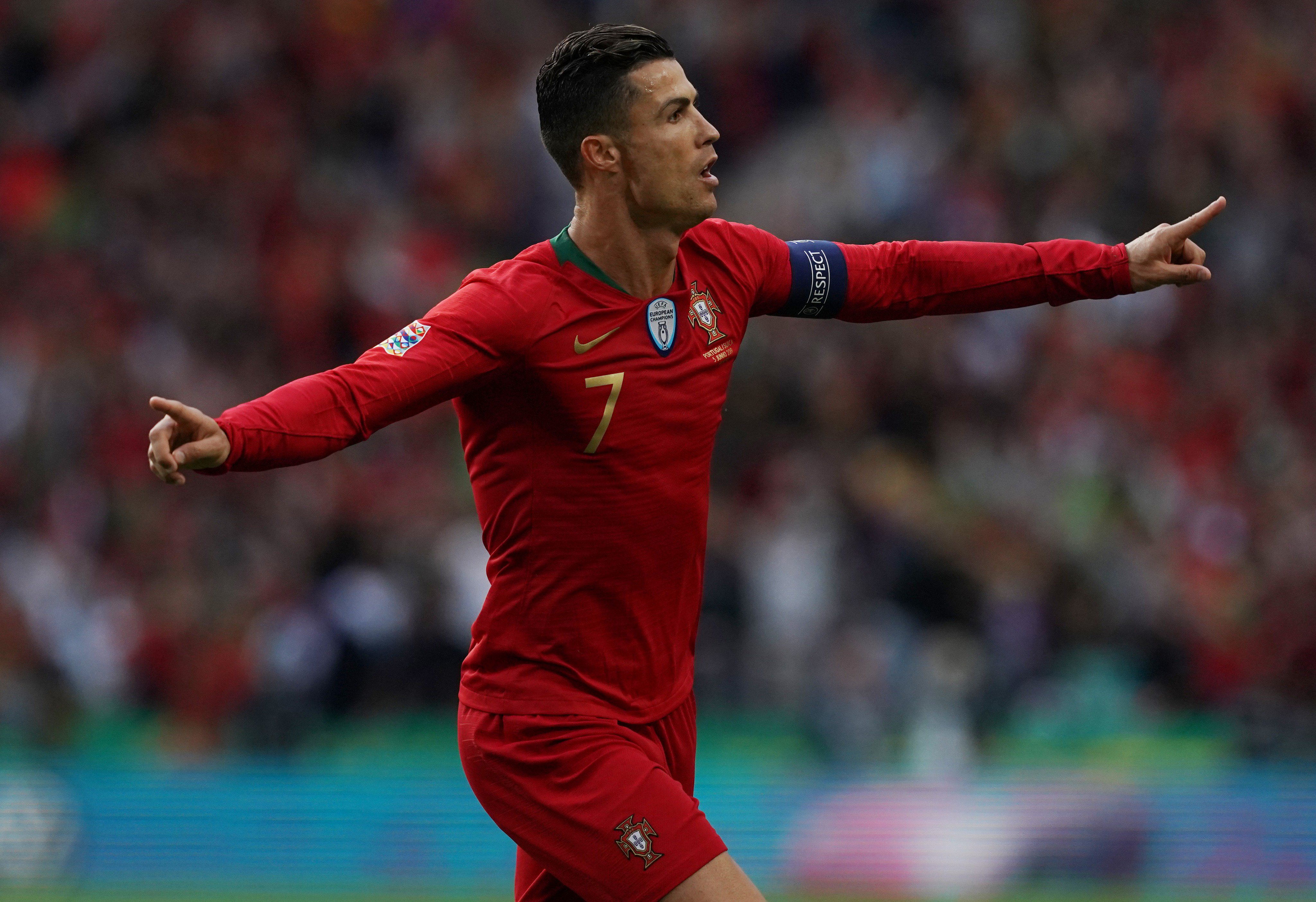 الهلالوالأهليفيكأسالسوبرمواجهةتاريخيةبينعمالقةالكرةالعربية