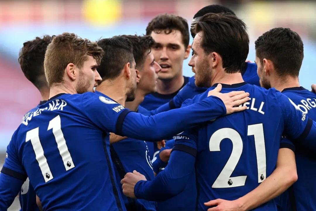 مباريات الدوري الإسباني الدرجة الأولىمشاهدات مثيرة وتنافس شرس