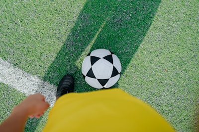 تعليقحفيظدراجيرحلةفيعالمكرةالقدمالاستثنائي